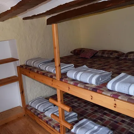Ostello Refugi De Cortiuda Peramola