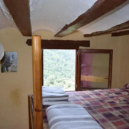 Refugi De Cortiuda Hostel