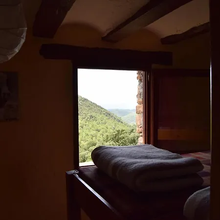 Refugi De Cortiuda Hostel Peramola